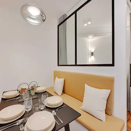 Charming - 2br 6p - Gare Saint-lazare * Paříž