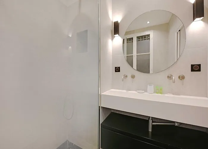 Charming - 2br 6p - Gare Saint-lazare Apartmán